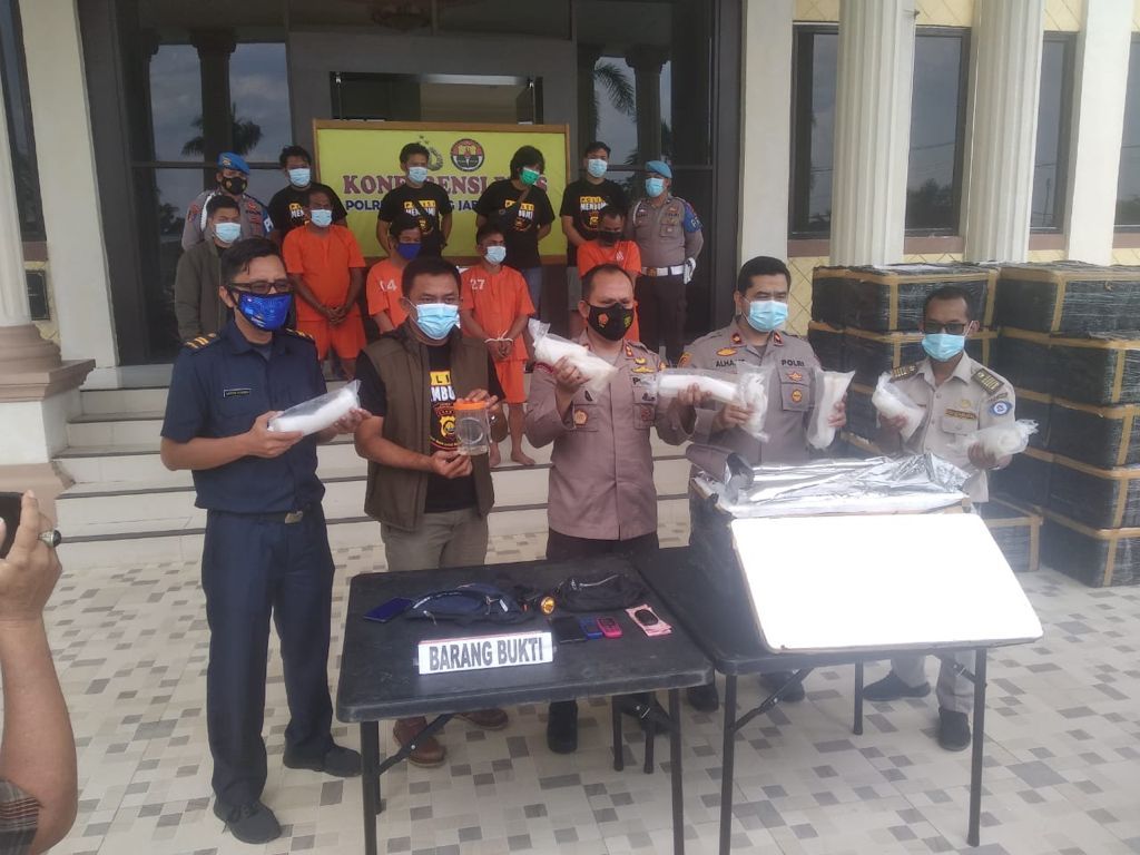 podiumnews.com-52 Kasus Penyelundupan Benur Berhasil Digagalkan Selama 2021